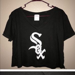 A super cute Victoria’s Secret crop shirt